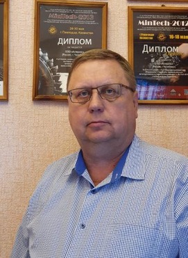 Директор Карих Павел Иванович